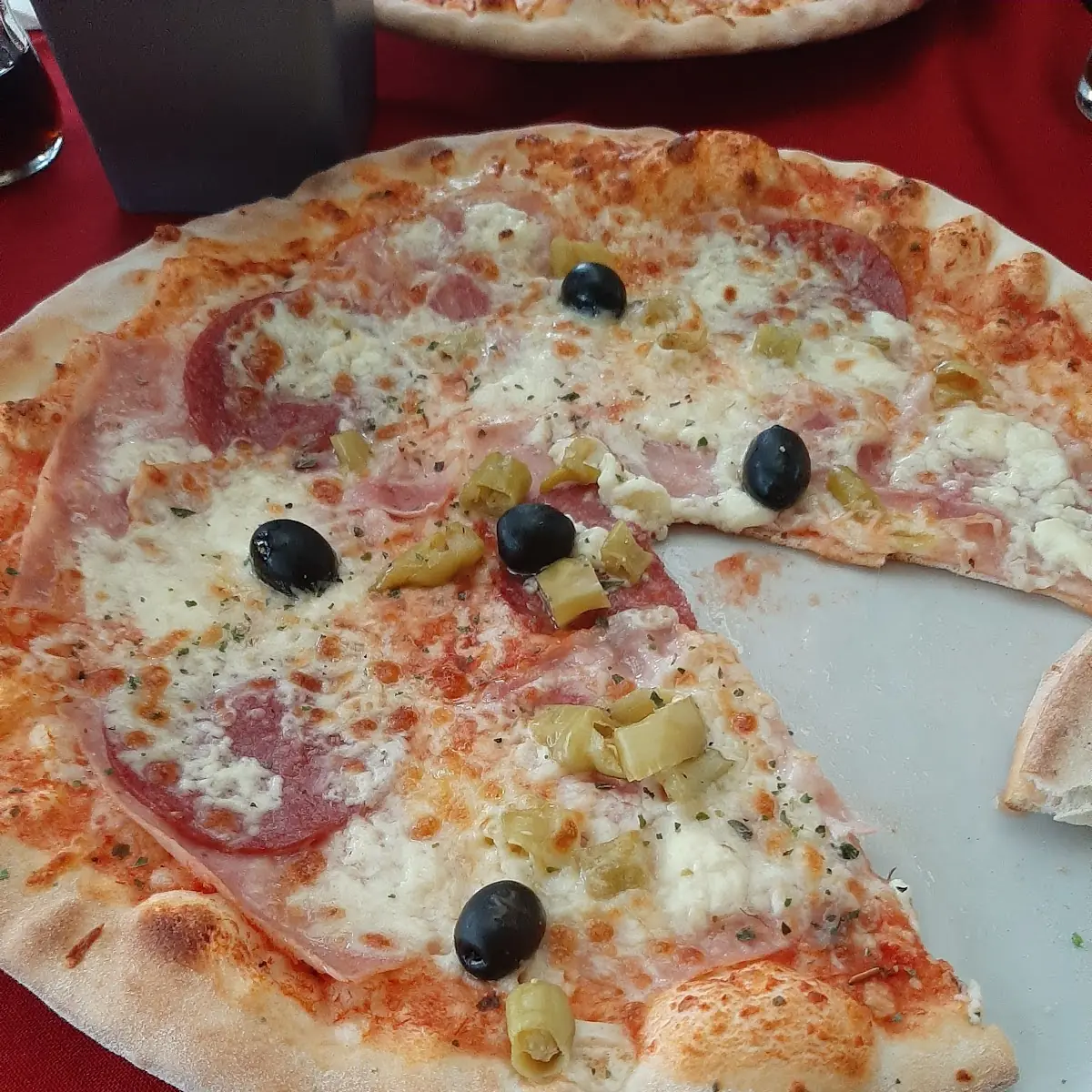 Hauspizza