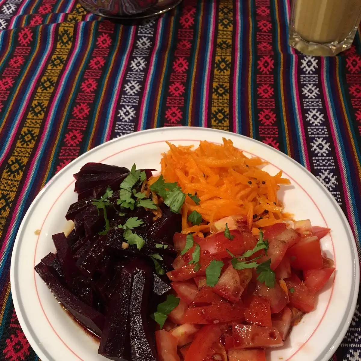 Salat Aus Roter Bete Tomaten Und Karotten