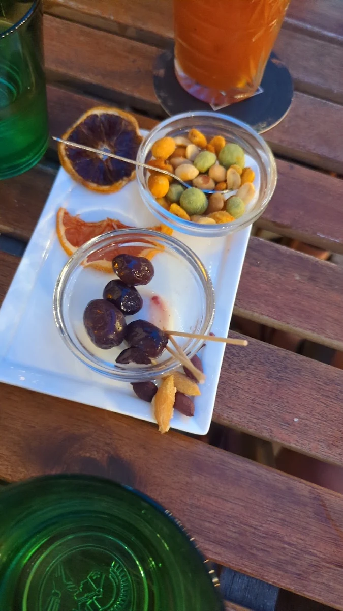 Oliven Und Nüsse
