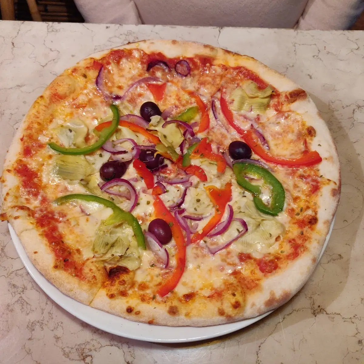 Vegetariania Pizza