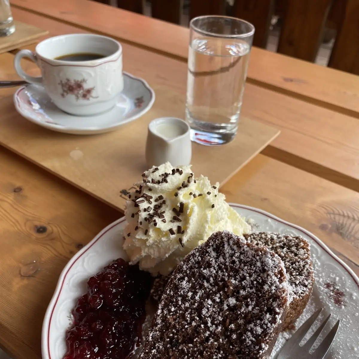 Schokoladenkuchen Mit Preiselbeeren