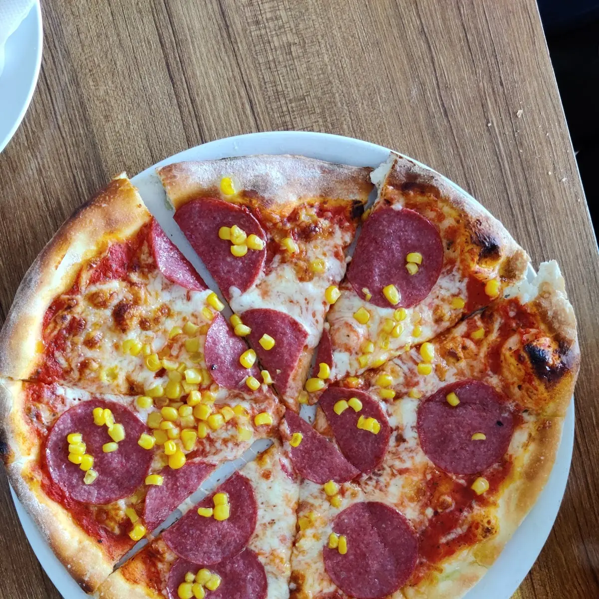 Hauspizza