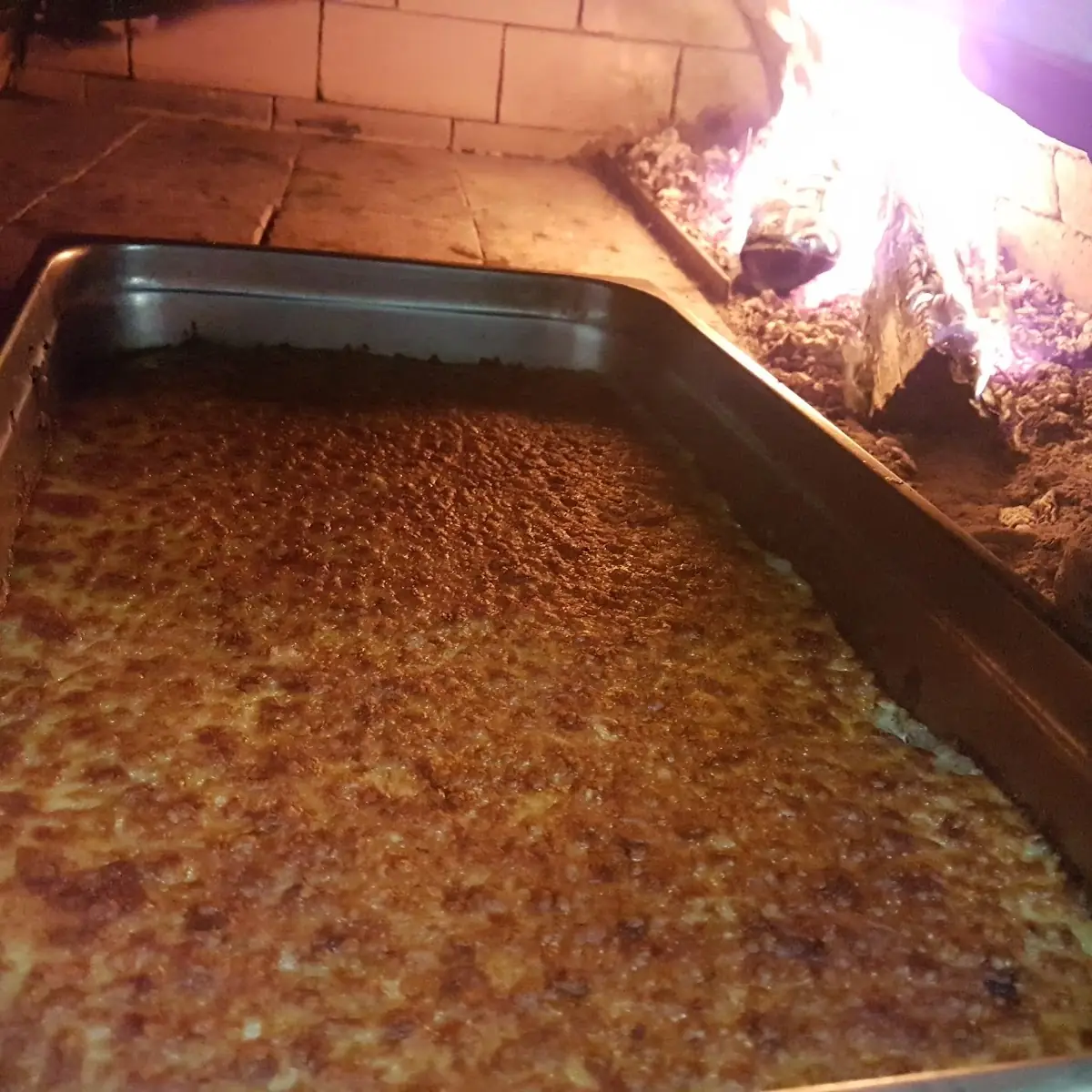 Mausaka Frisch Aus Der Holzofen