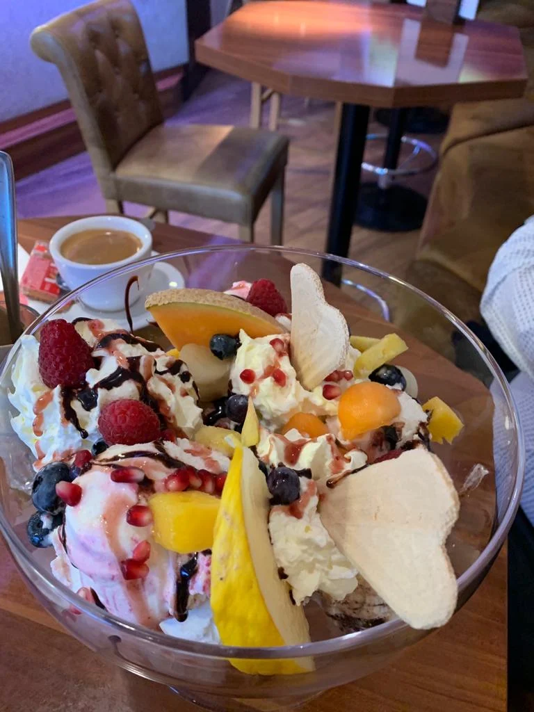 Eisbecher Für 2 Personen