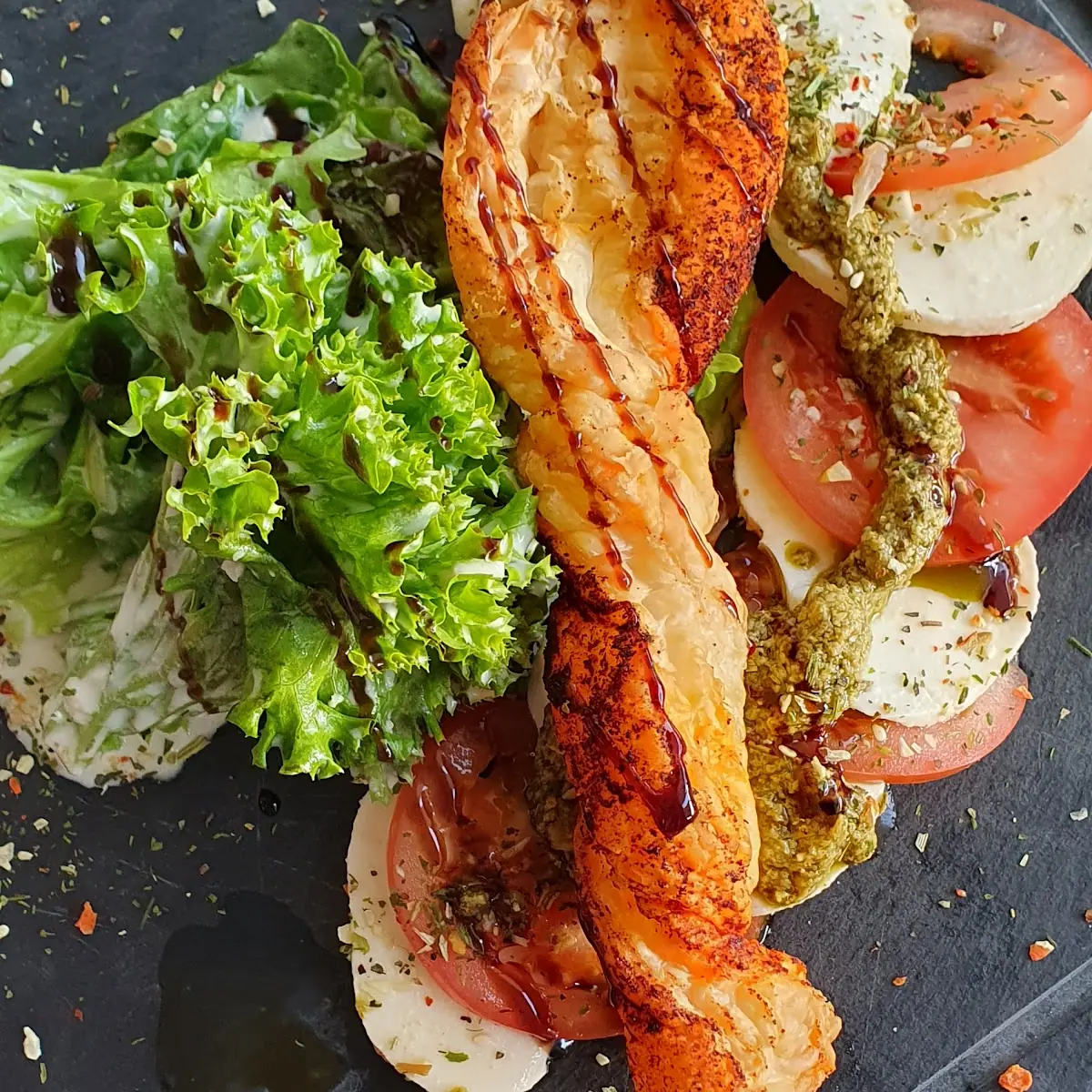 Burrata Caprese