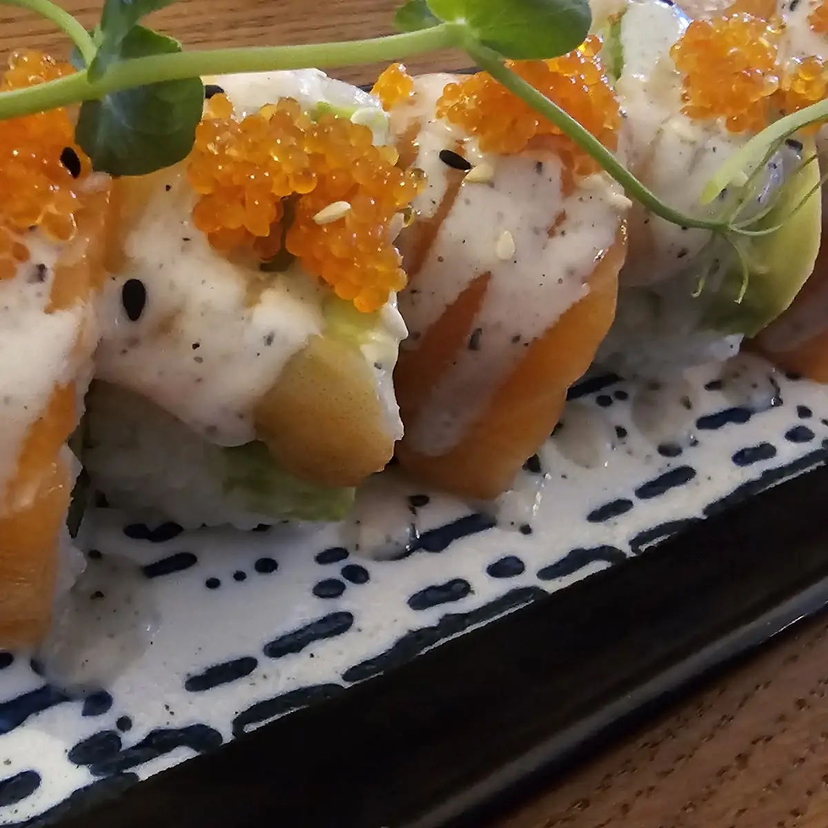 Mango & Tobiko
