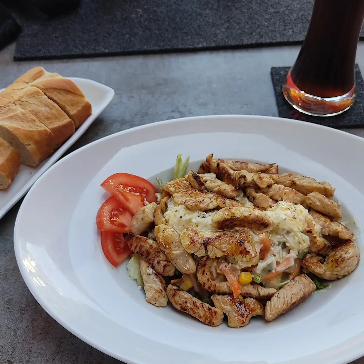 Gemischter Salat Mit Putenstreifen