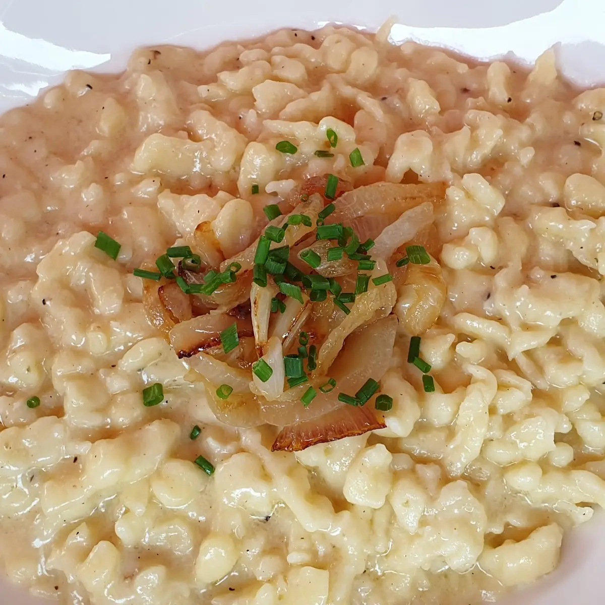Käsespätzle Mit Zwiebeln