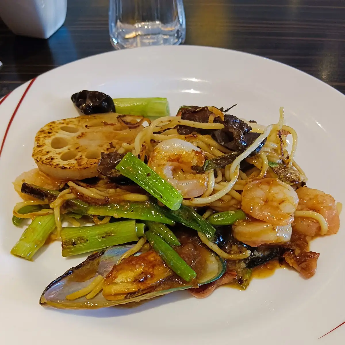 Highlights, Asia – Grill Wok Sushi Enns