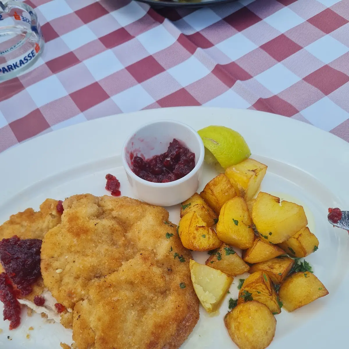 Wienerschnitzel Mit Bratkartoffeln