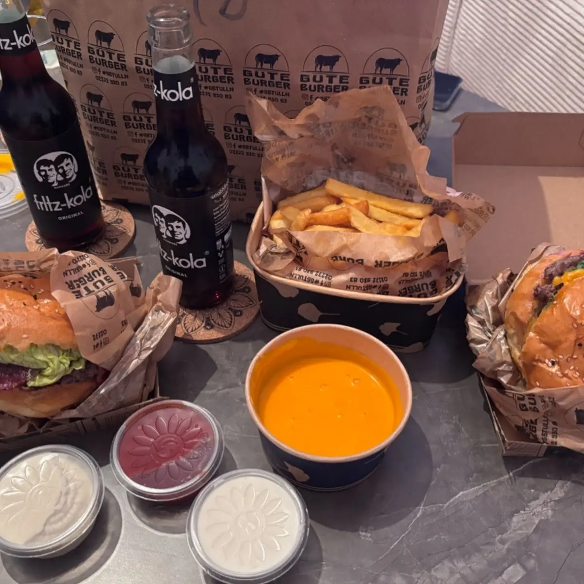 1927 Burger Menü
