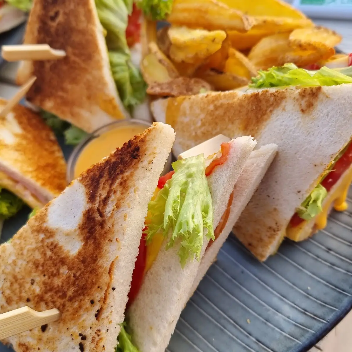Grande Club Sandwich