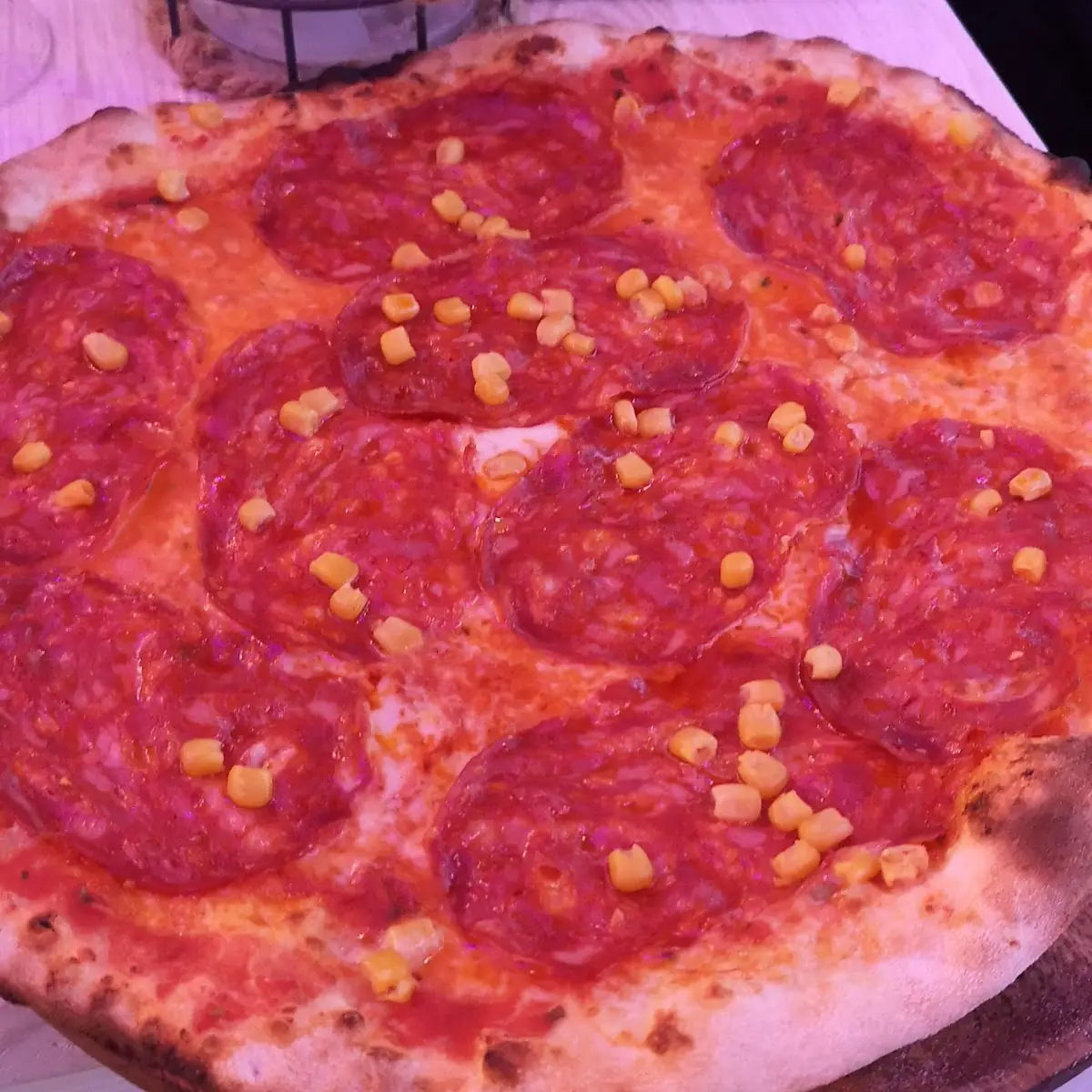 Salami Pizza