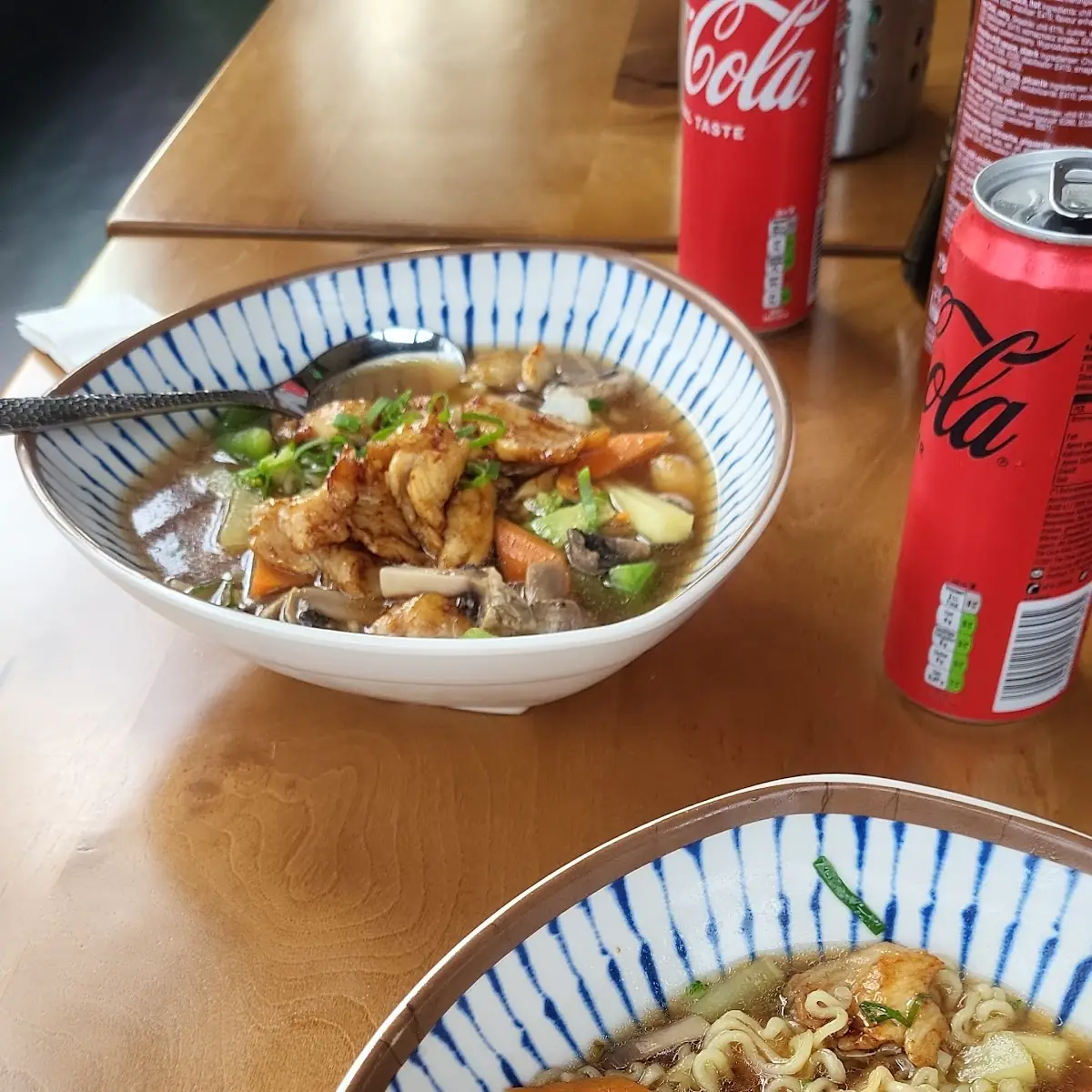 Udon Suppe Mit Hühnerfleisch