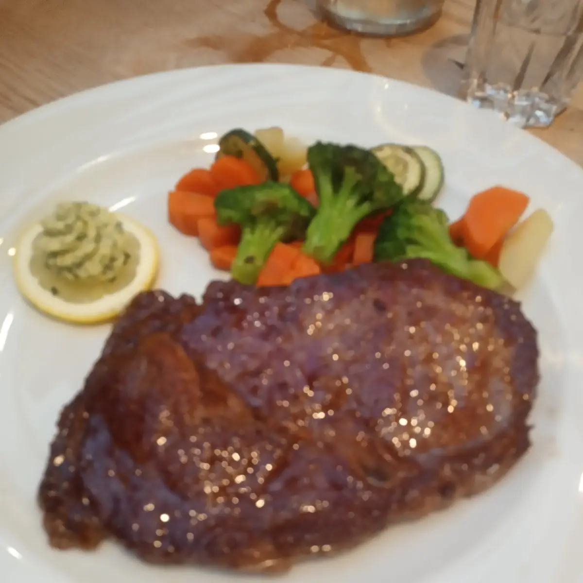 Gebratenes Entrecôte