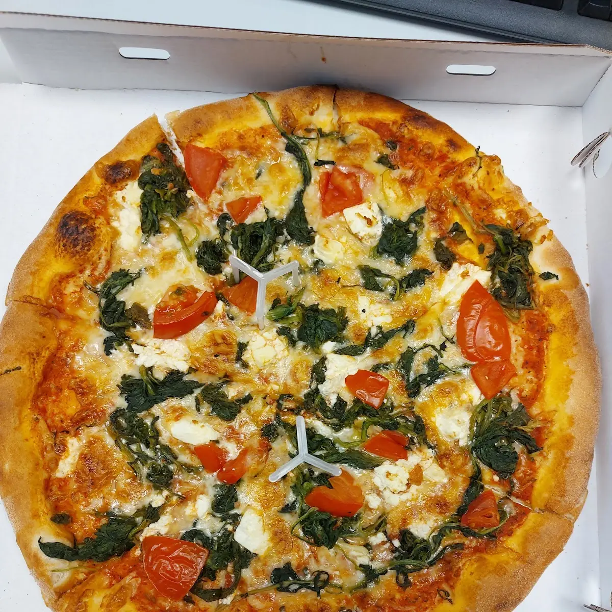Pizza Tricolore