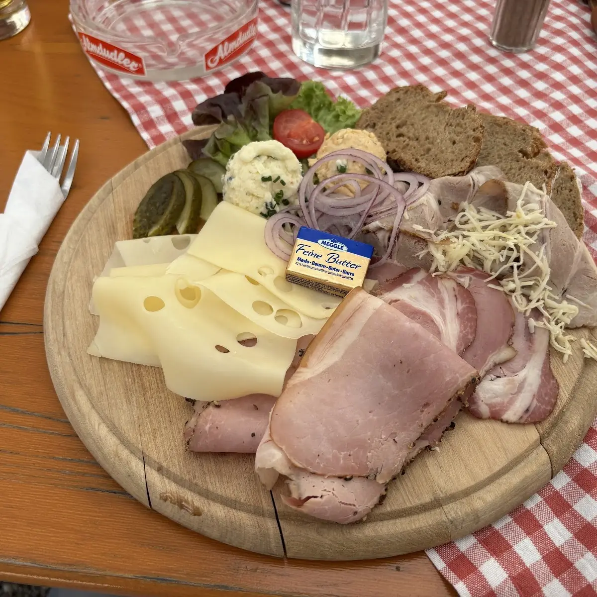 Essen und Trinken photo 2