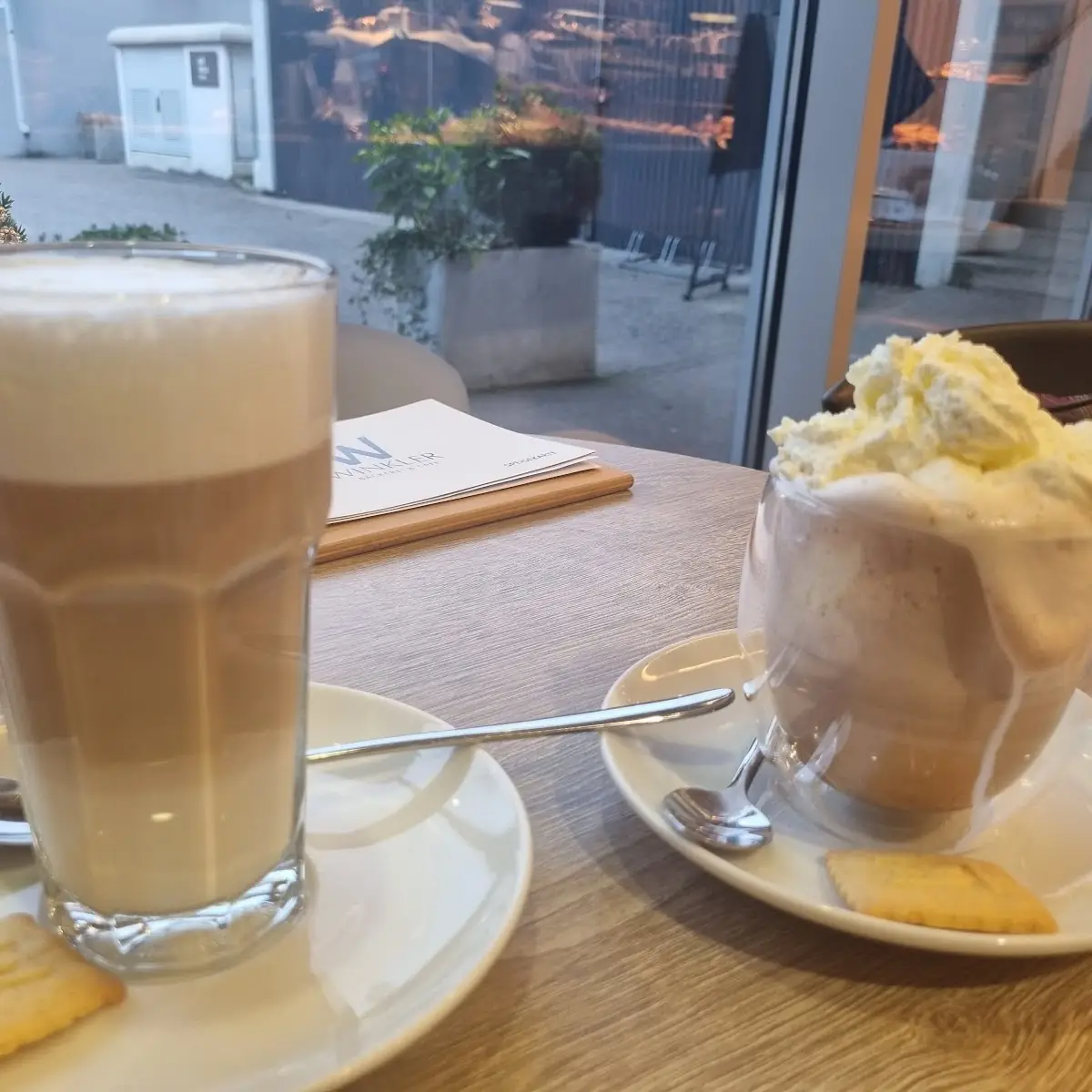 Essen und Trinken photo 3