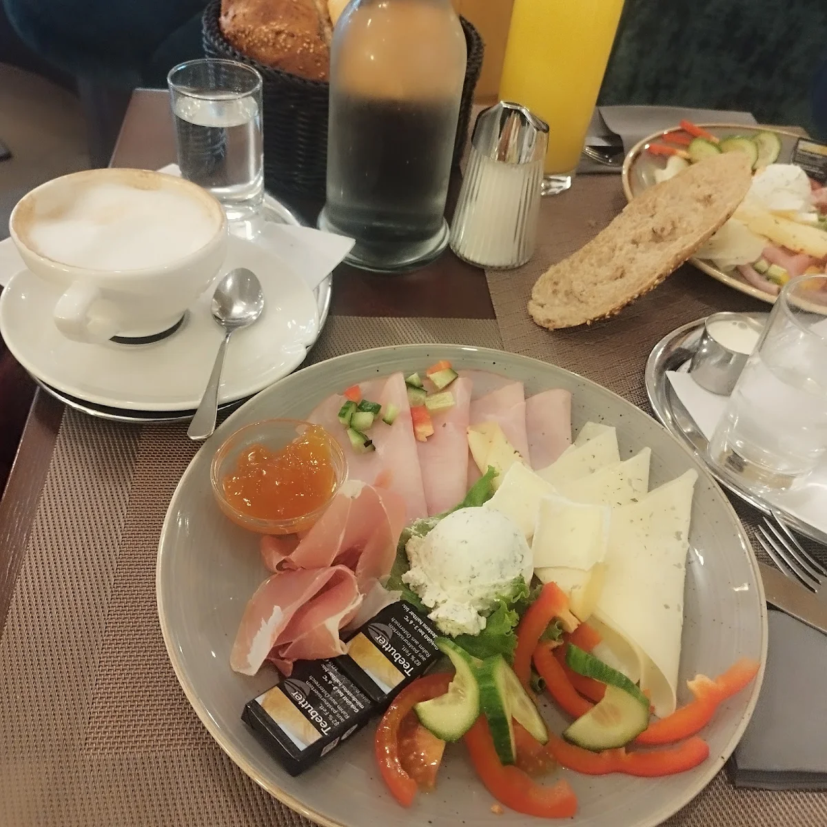 Essen und Trinken photo 6