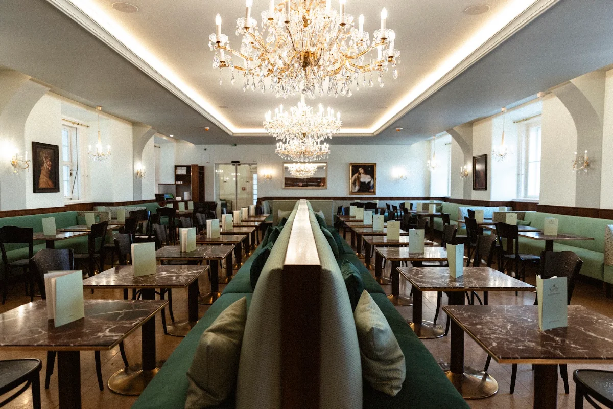 Gerstner K. u. K. Hofzuckerbäcker | Schloss Schönbrunn | Café Restaurant Titelbild