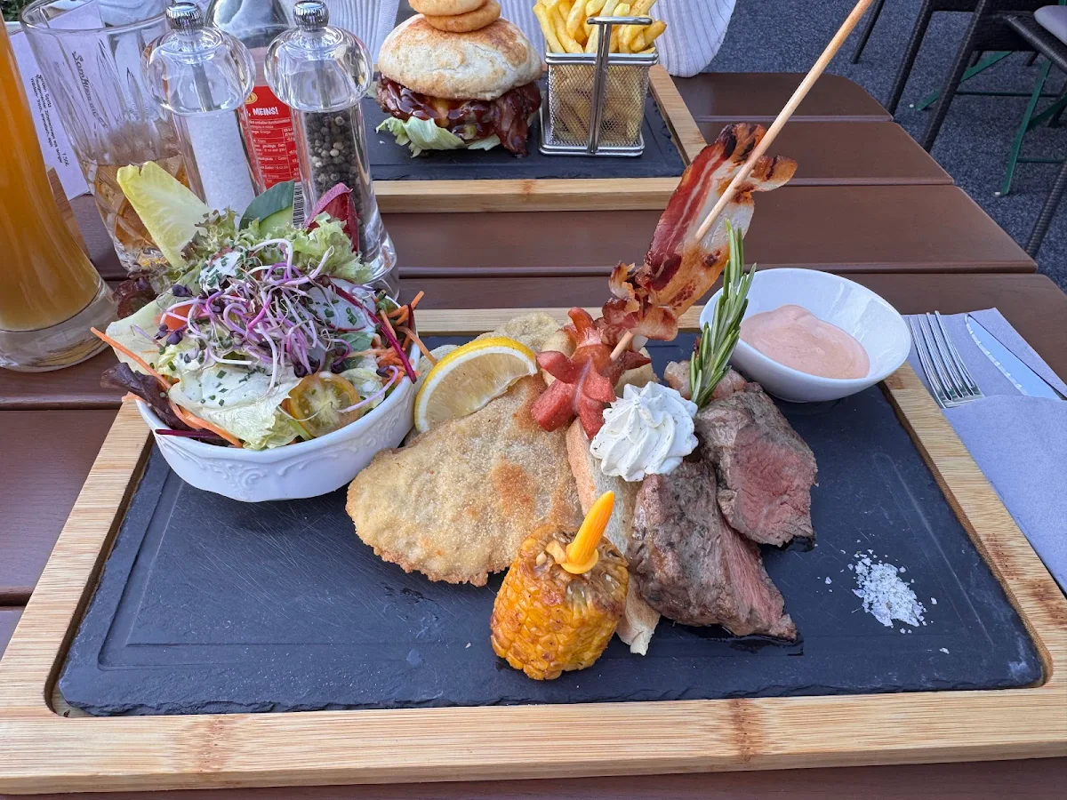Essen und Trinken photo 2
