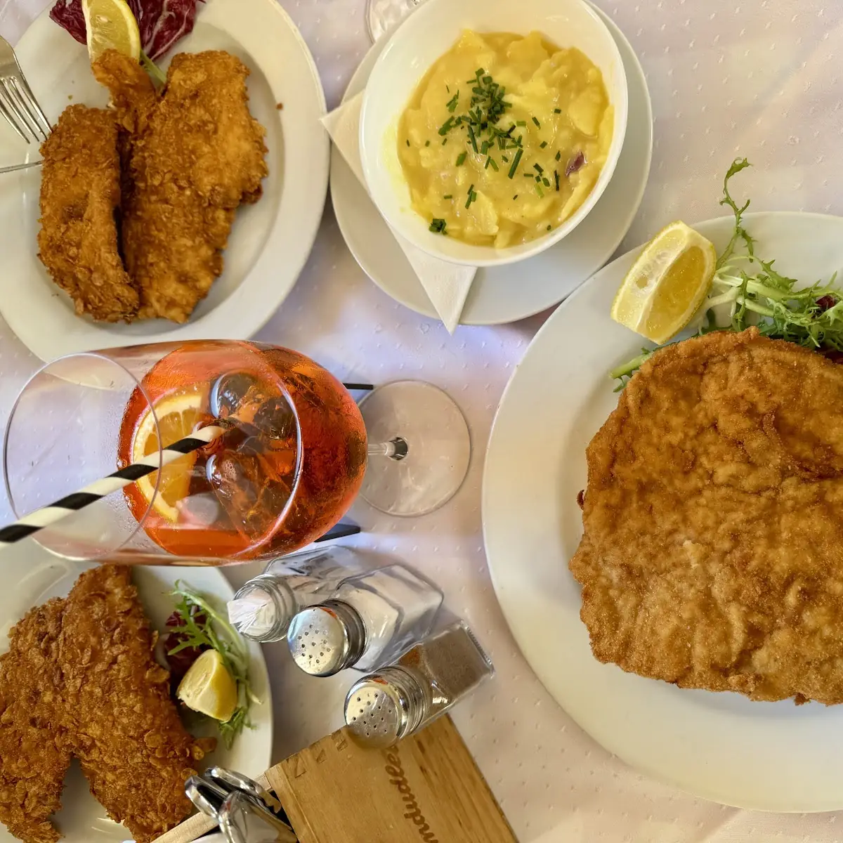 Essen und Trinken photo 3