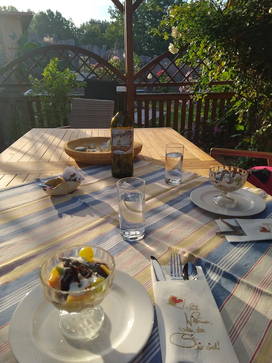 Essen und Trinken, Hügellandhof Fam. Uitz im Südburgenland