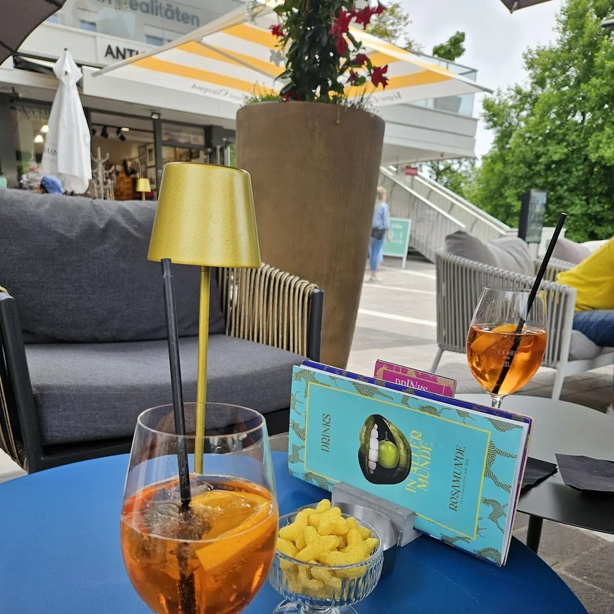 Essen und Trinken photo 2