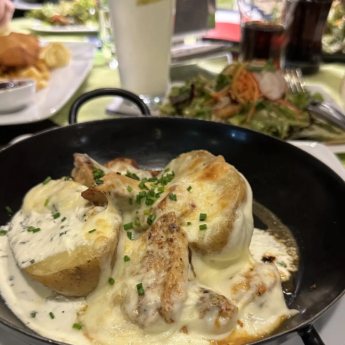 Essen und Trinken, KIWI Restaurant