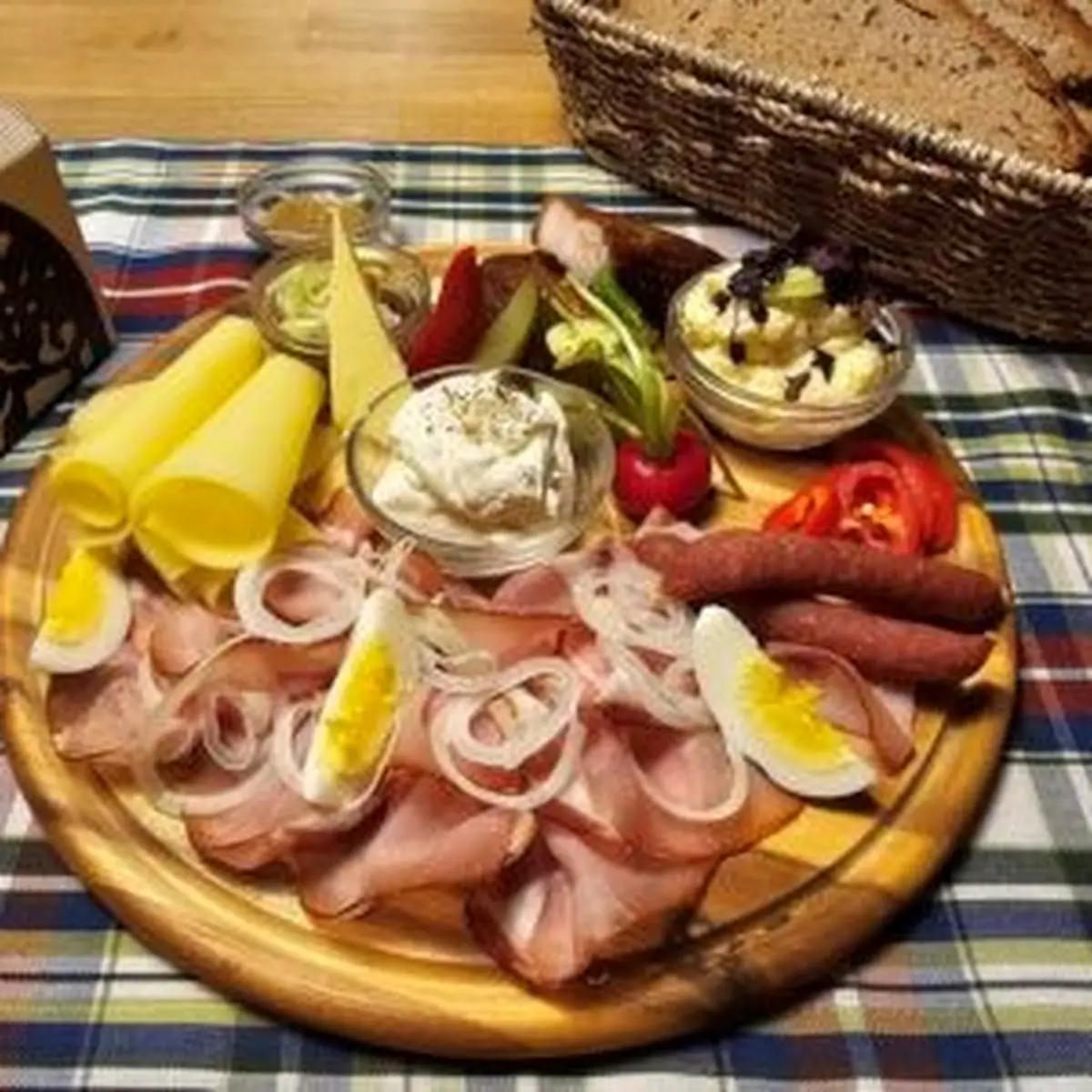 Essen und Trinken, Kernlandhof, Schollerei