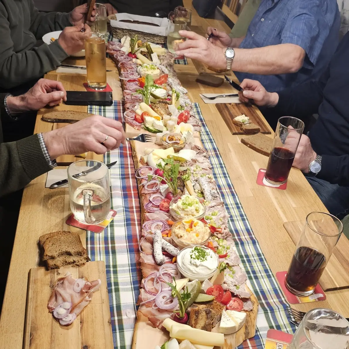 Essen und Trinken, Kernlandhof, Schollerei