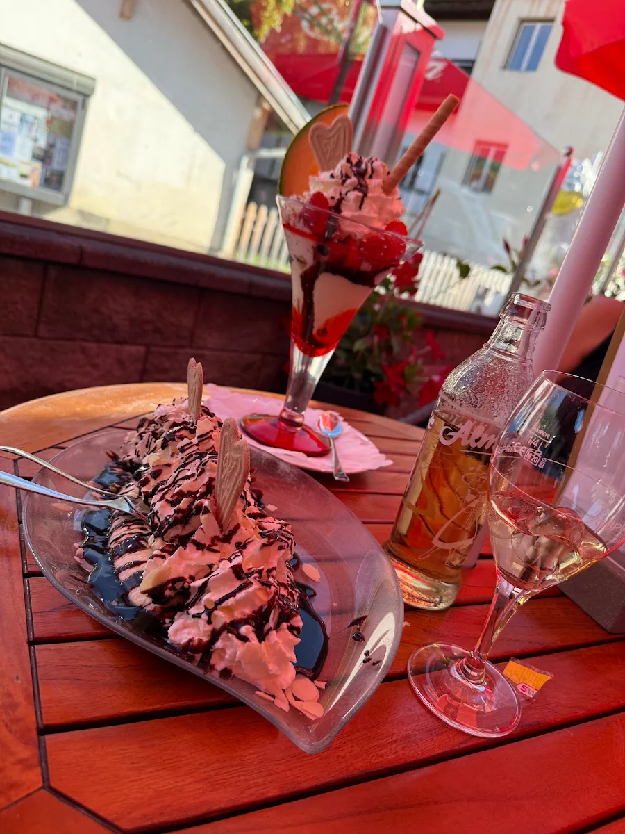 Essen und Trinken photo 2
