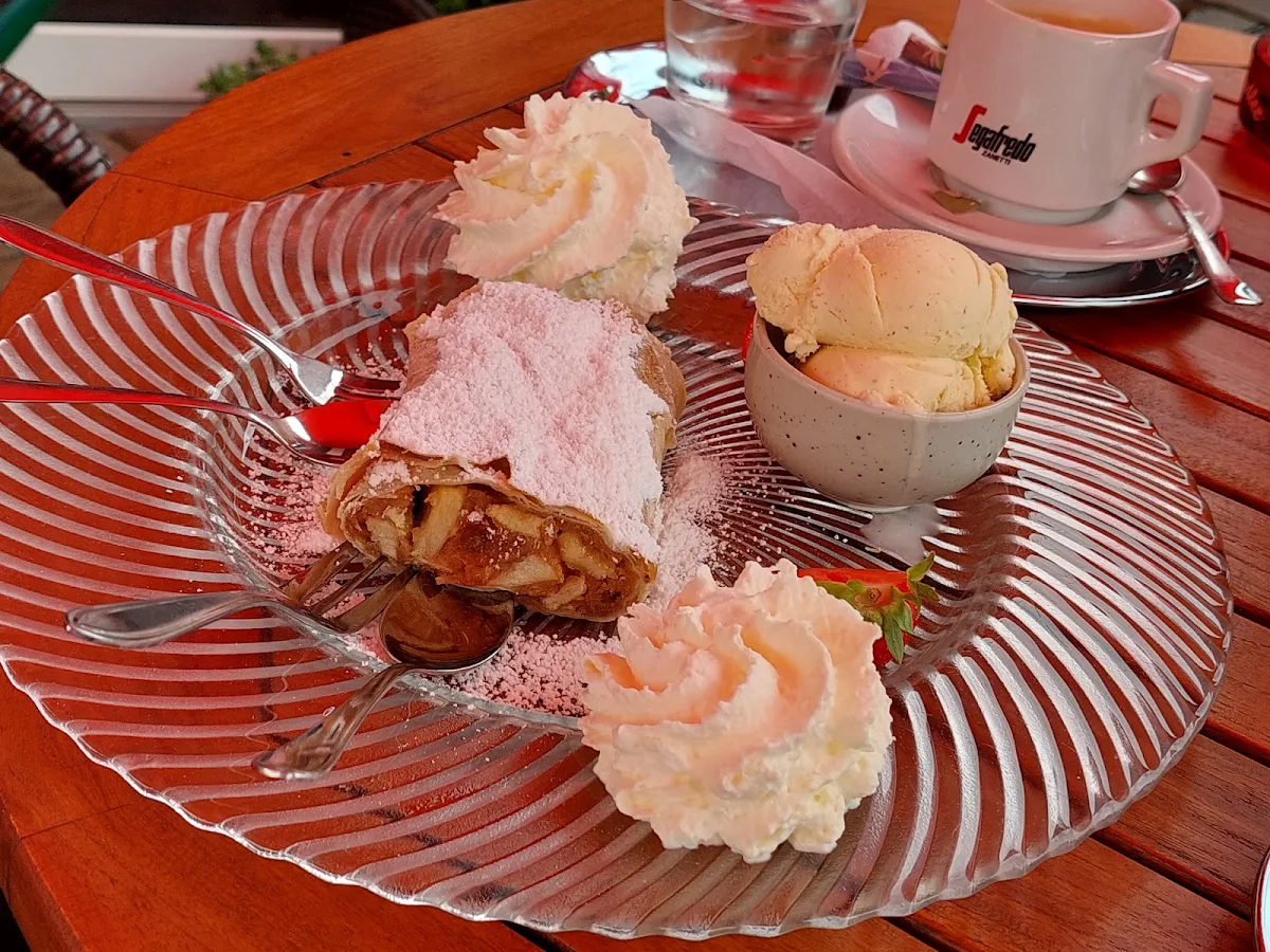 Essen und Trinken photo 3