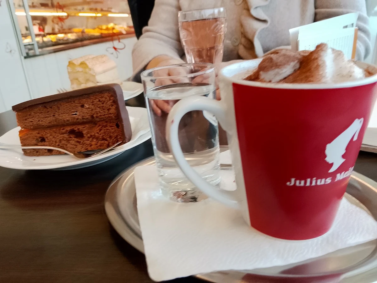 Essen und Trinken photo 3