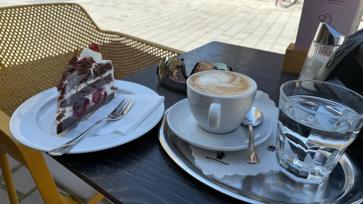 Cafe-Konditorei Ibounig Filiale Titelbild
