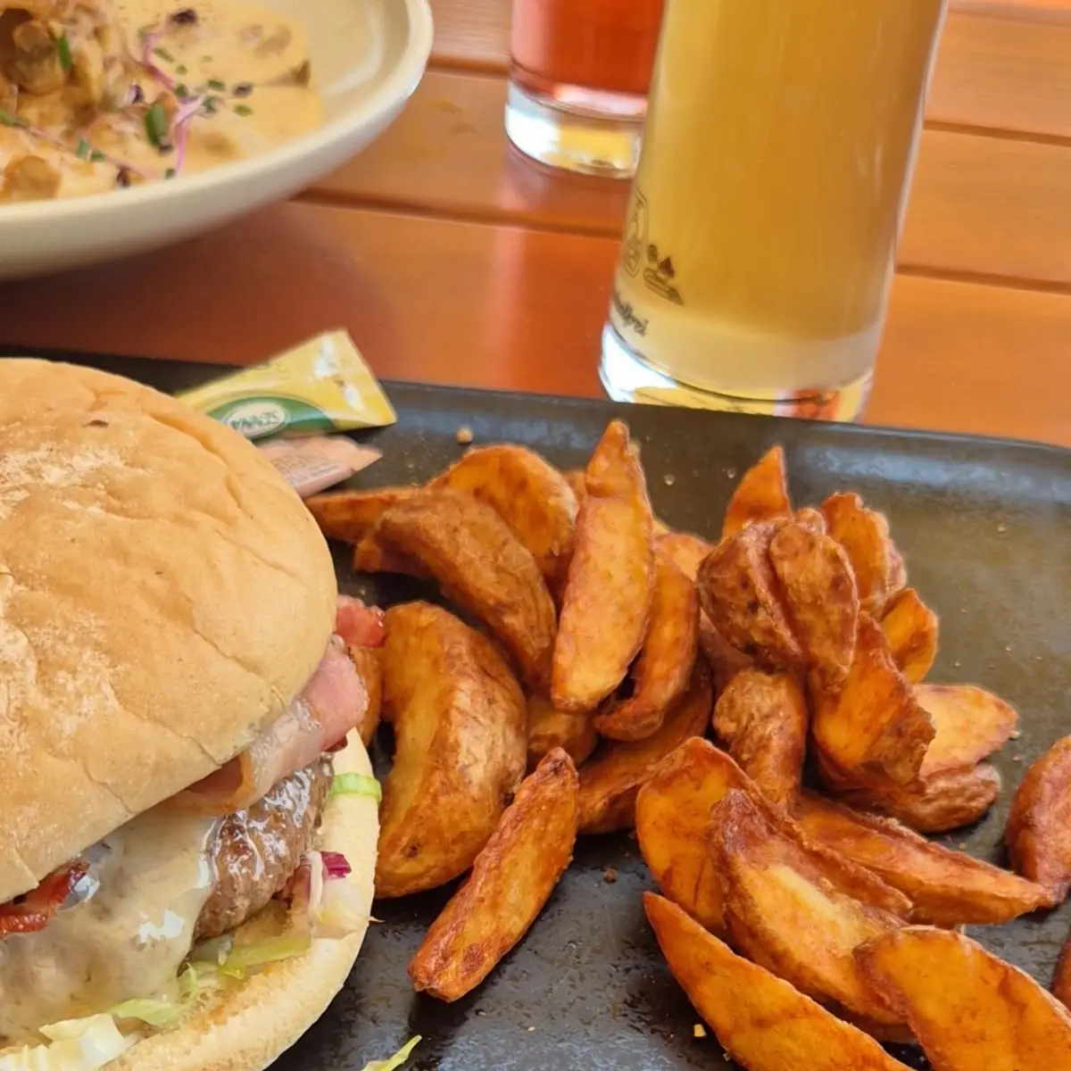 Essen und Trinken photo 2