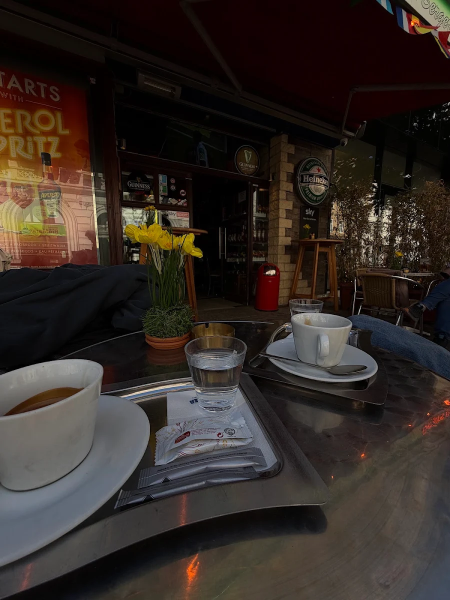 Essen und Trinken photo 2
