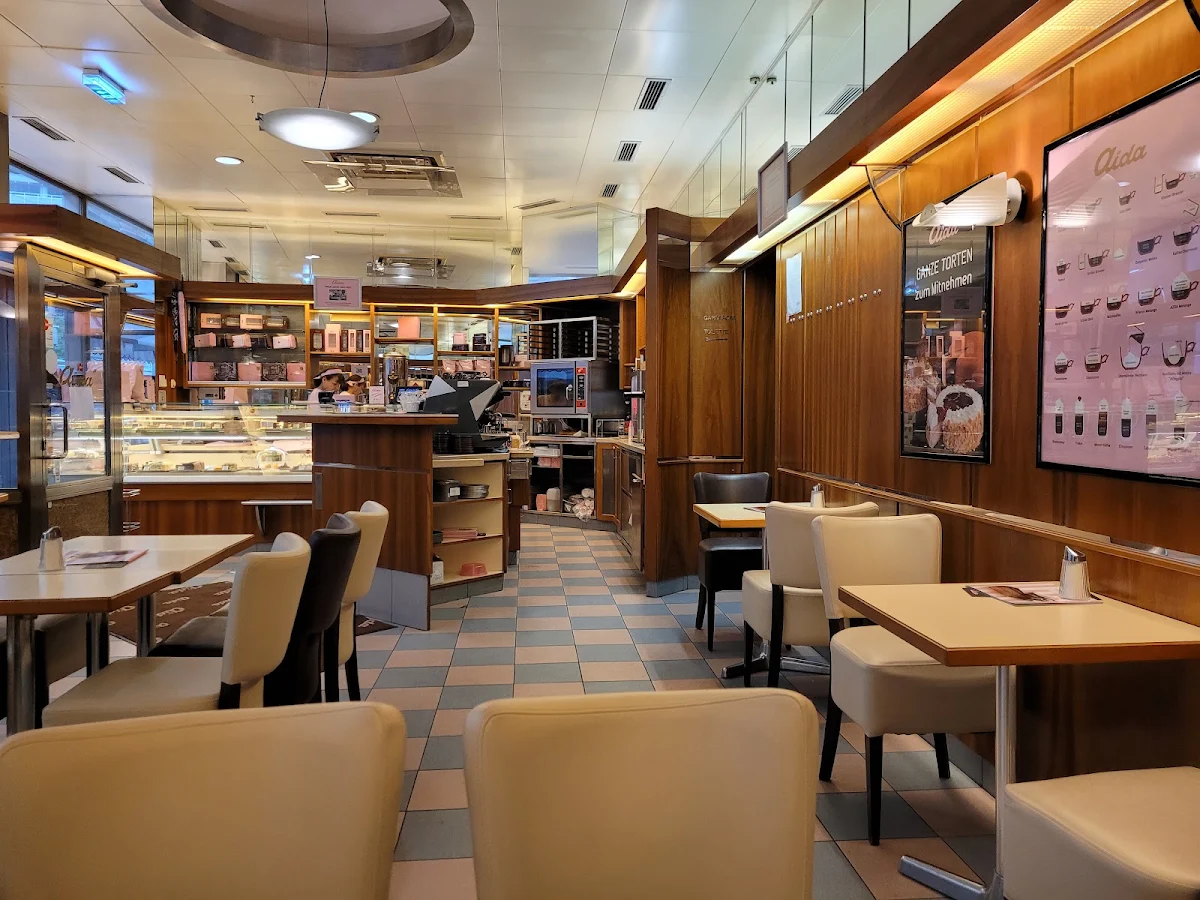 AIDA - Café-Konditorei Titelbild