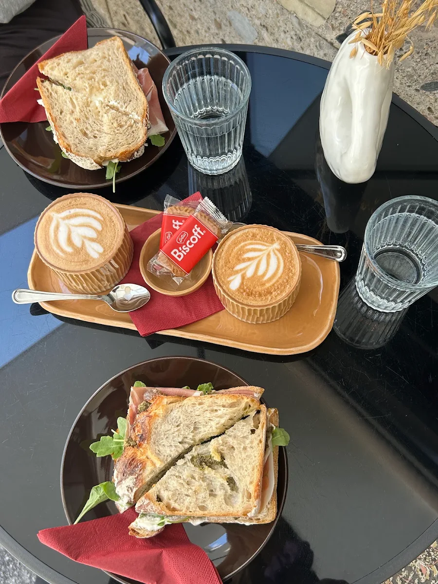 Essen und Trinken photo 3