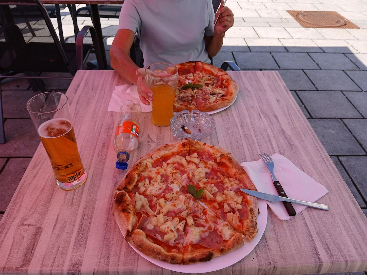 Essen und Trinken photo 1