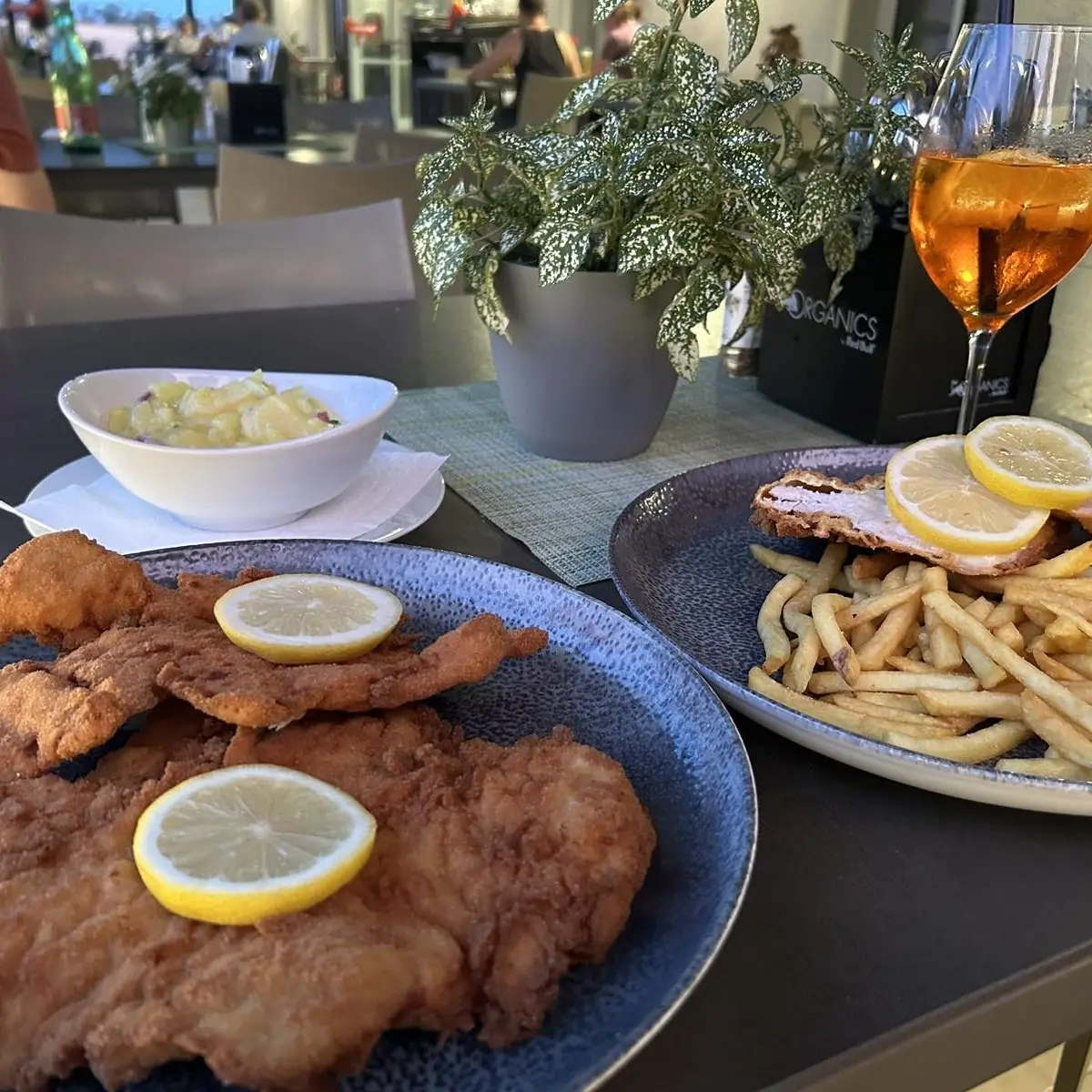 Essen und Trinken photo 2