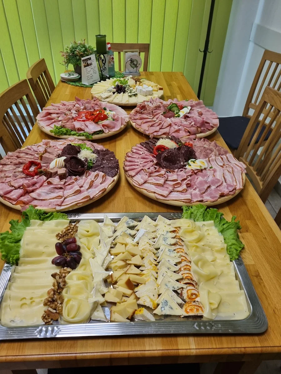 Essen und Trinken photo 2