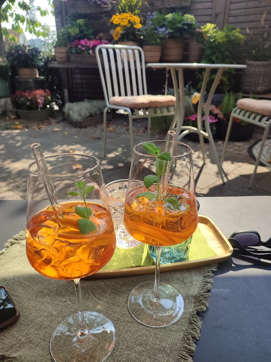 Essen und Trinken photo 1