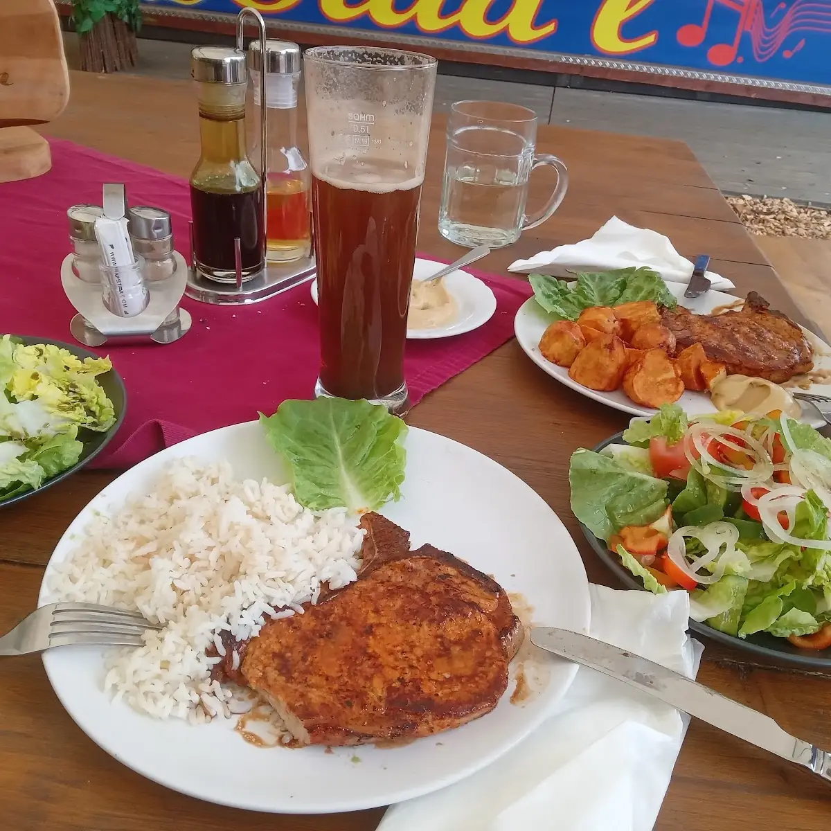 Essen und Trinken photo 1