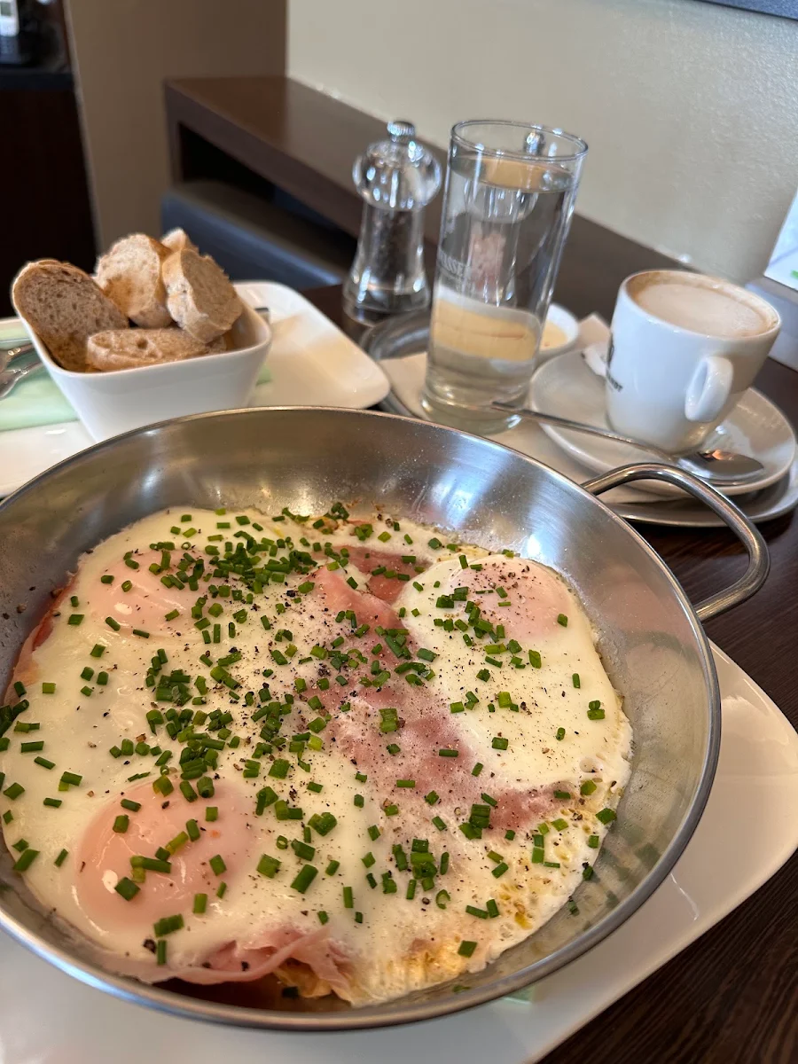 Essen und Trinken photo 4