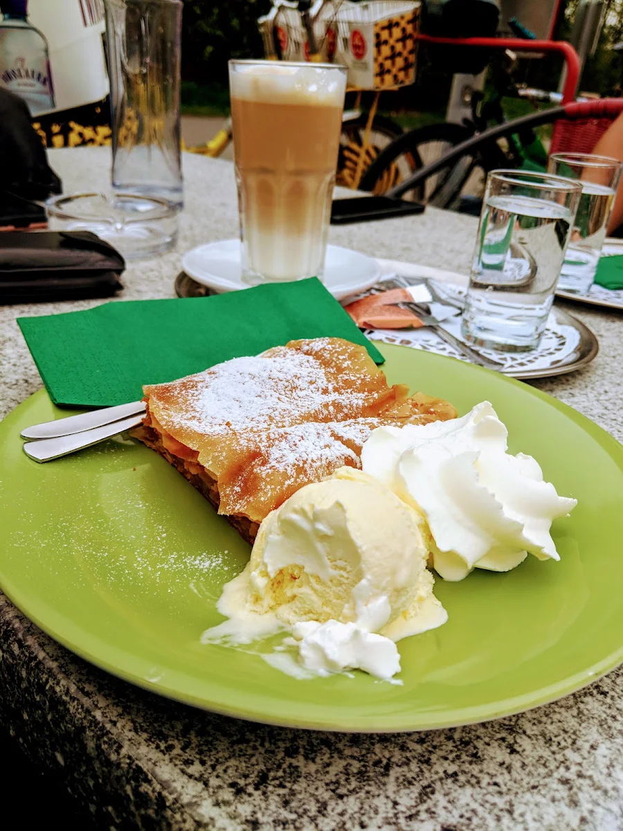 Essen und Trinken photo 8