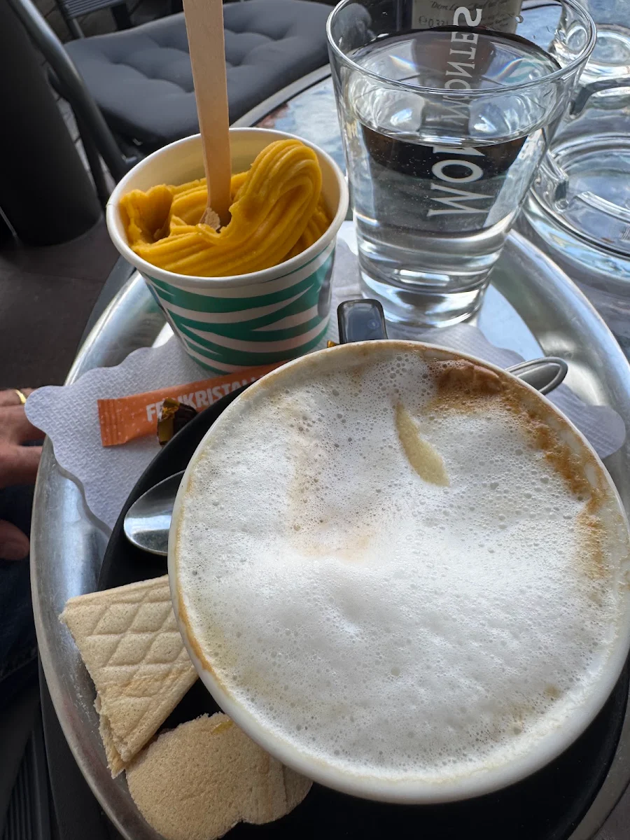 Essen und Trinken photo 2