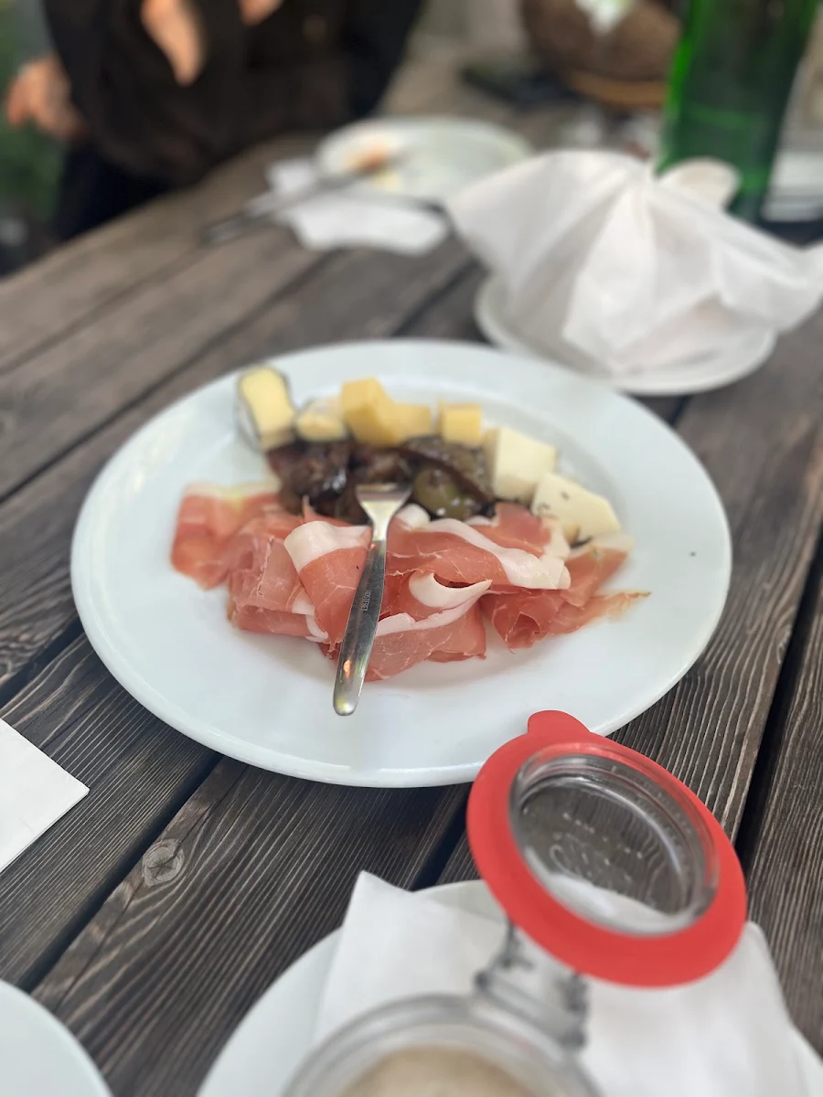 Essen und Trinken photo 2