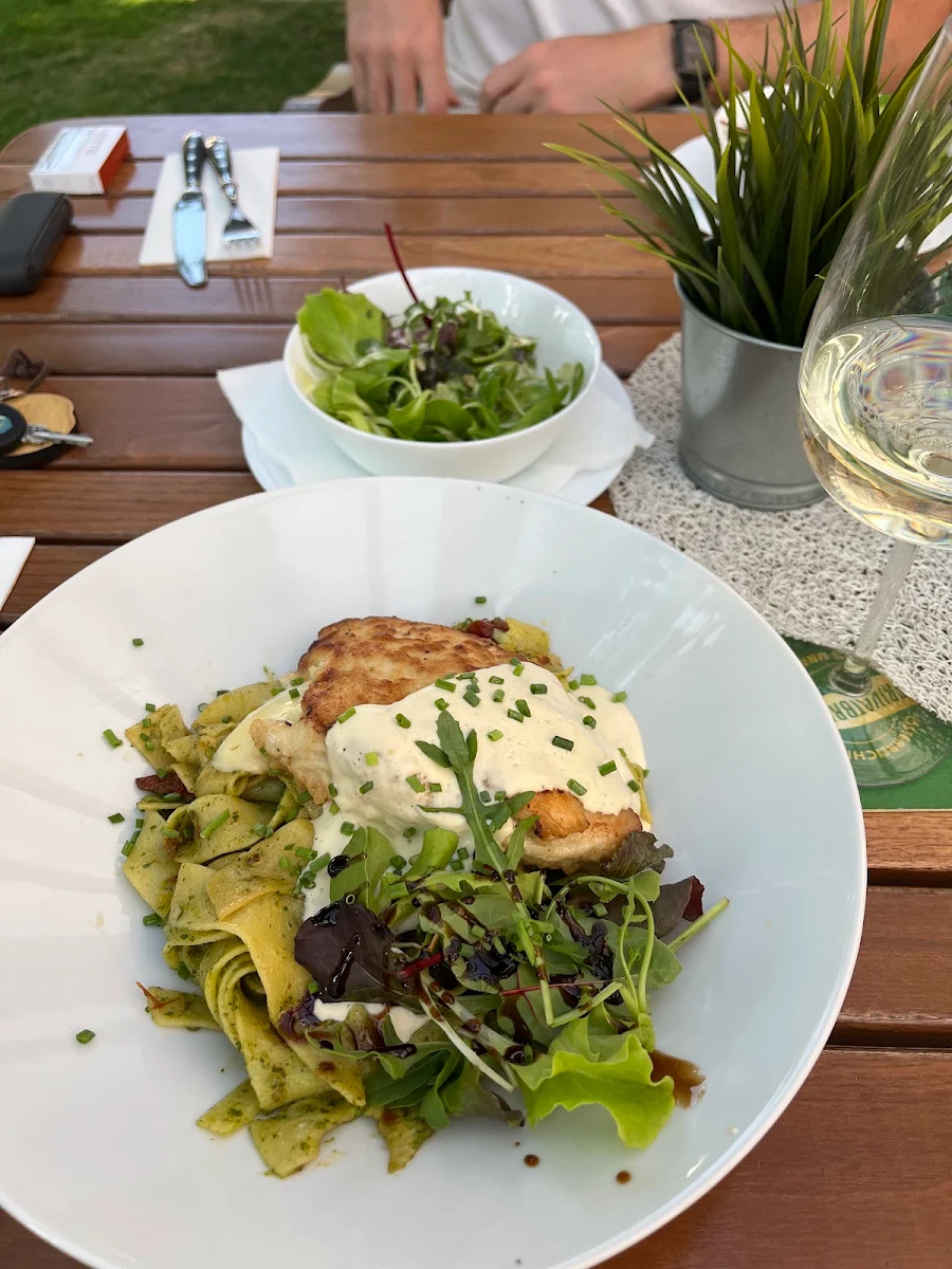 Essen und Trinken photo 2