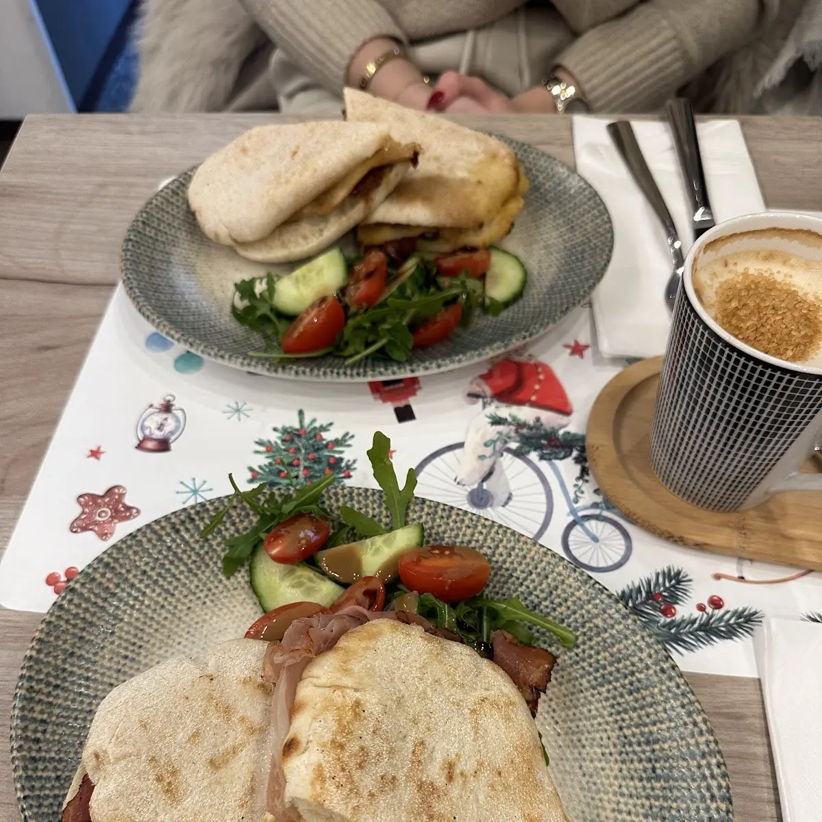 Essen und Trinken photo 7